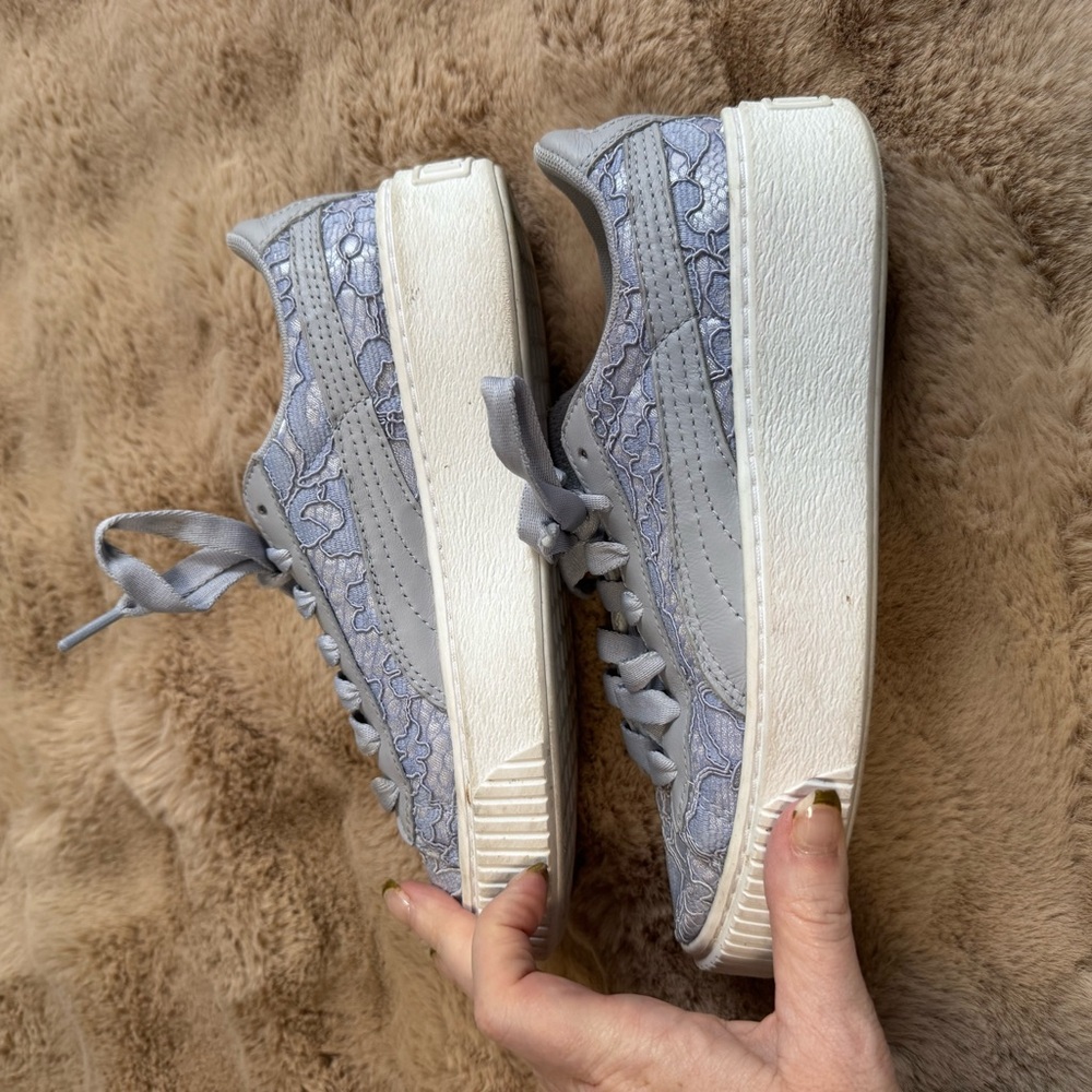 Women’s Lilac Puma lace tennis shoes 6.5 - Picture 4 of 8